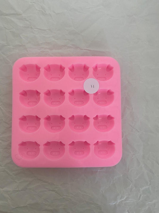 Moulds 11-20