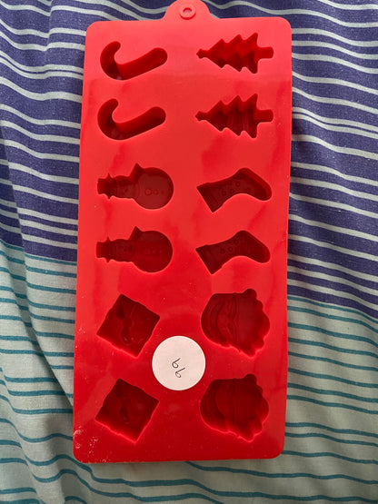 Moulds 86-100