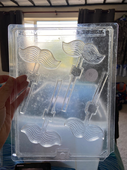 Moulds 73-85