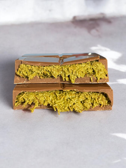 IMPERFECT CRACKED NO BOX Pistachio & Kunafa Belgian Milk Viral Chocolate Bar